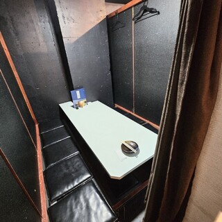 全席個室匠焼き鳥&焼きトン串焼き食べ放題専門店くくる_2