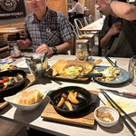 チーズとローストビーフの専門店ASUROKU - 