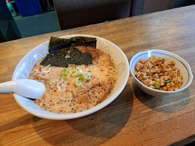 蔵運 麺太郎 （くらうんめんたろう） - 長都/ラーメン | 食べログ