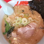 Ramen Yamaokaya - 醤油ラーメン＋コロチャーシュー６個