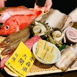 確かな目利きで仕入れる新鮮な食材を、市場から客席へお届け！