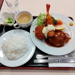 キッチンスズキ - 洋風ハンバーグ、海老フライ、カニコロッケの盛り合わせ［1,380円］ 