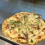 Hiroshima Okonomiyaki Teppanyaki Kurahashi - チーズピザ