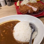 とんかつ檍のカレー屋 いっぺこっぺ - 