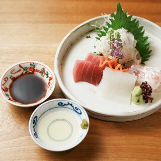 旬食材を使った割烹料理のコース。女性に人気のランチも◎