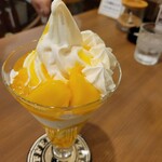 MISUZU CAFE - マンゴーパフェ680円