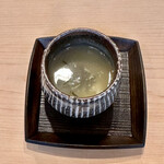 登喜和鮨 - 赤甘鯛の出汁　黒もずくの茶碗蒸し