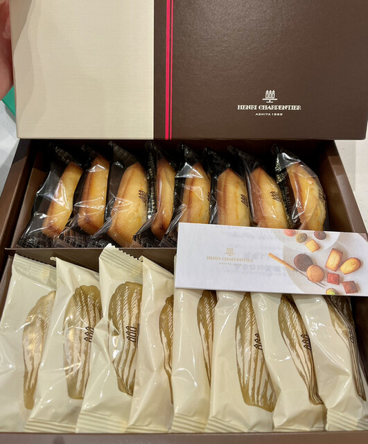 アンリ・シャルパンティエ 郡山うすい百貨店 - 郡山（洋菓子）の写真