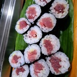 土橋寿司 - おまかせにぎりの１，５人前の巻物