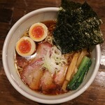 櫻井中華そば店 - チャーシューも柔らかで美味しいです。