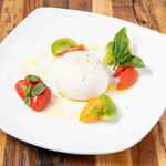 burrata caprese