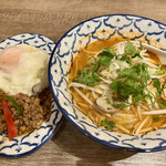 SIAM ORCHID - トムヤムクンラーメン&ガパオのセット