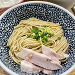 煮干しつけ麺 宮元 - 夏季限定 煮干しの和え玉 冷やしver. 250円