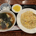 Mampuku En - 炒飯とワンタンスープです。（2023年６月）
