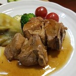 キッチン ブルー グローブ - スペアリブのアップ