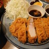 Tonkatsu Izakaya Arupiji - 厚切りリブロース 1,580円✨限定3食のラスト1食でした。さっぱりなおろしポン酢に、フルーティーなとんかつソース。卓上にはヒマラヤ岩塩やからし、七味もあります♪