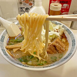 Kei Ka Ramen - 麺は中太ストレート麺