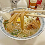 Kei Ka Ramen - 「太肉麺」もメンマが載ります