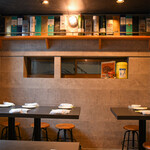 ハモニカ酒場 - 全景（2F）