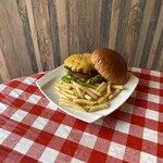 ケニーズハウス ダイナー - チーズバーガー