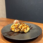 檜のごはん - ワッフルとバニラアイス480円（税込528円）