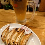 Eiyouken - 餃子とビール