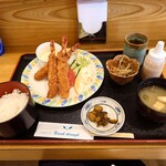 ブレイクスルー - 料理写真:海老フライ定食