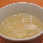 やきとり羽 - おまけの鶏スープ。美味しかった。