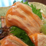 くいしん坊　魚国 - 桜ますの刺身