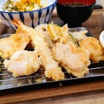 天丼・天ぷら本舗 さん天 - チク玉鶏定食 エビ鶏マシ850円 御飯大盛無料