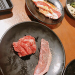 Kokusangyuu Yakiniku Tabehoudai Nikushou Sakai - 