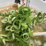 ラーメン横綱 - ネギ投入☆⌒ヽ(｡ゝω・｡)ﾉ