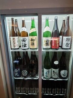 Kaisen Ryouri Kai To - 店主の目利きにより期間限定の日本酒も入荷します。