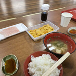 八戸市魚菜小売市場 食堂 - 