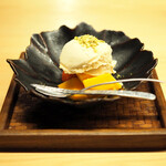 馳創吼龍 - ピスタチオアイスといちごとパパイヤ