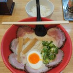 おいらのらーめん ピノキオ - とろとろ塩ちゃーしゅーめんと、白ごはん