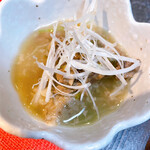 なんか喰ぃ亭 - 牛もつ煮(サービス)