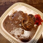 パーラー樹 - ハンバーグカレー 950円(税込)。 