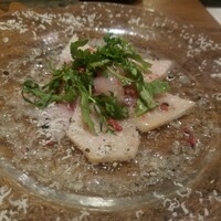 Seafood bar Ermitage 代々木店 - スモークしたメカジキのカルパッチョ　1,408円税込