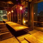全席個室 楽蔵 - 窓側のお部屋はお早目のご予約をおすすめ致します。