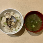 赤坂 まえ田 - 鯛としじみの炊き込みご飯、青海苔のお味噌汁