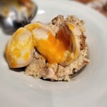 焼鳥と地酒 SAKE酉 - 燻製ポテトサラダ味玉割ってみました