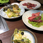 Yakiniku Horumon Yashichi - 