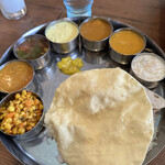 BOMBAY INDIAN RESTAURANT - 