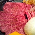 心斎橋 焼肉さかもと - 