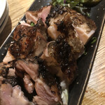 炉端酒場 だぃつ - 鶏の炭火焼き