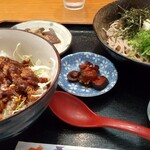 山手 - みそかつ丼·おろしそば 950円