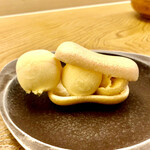 鮨おばな - 貴醸酒の甘みの手作りアイス最中　いつも楽しみですね♫