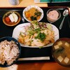 Wayou Shunsai No Miya - 令和5年6月 ランチタイム
                日替わり定食 850円
                ゆで鶏やみつきだれ、かぼちゃと豚ひき肉あんかけ、玄米、みそ汁、漬けもの、デザート