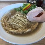 めん処 きよ洲 - 長い穂先メンマが2本！パプリカが美しい！